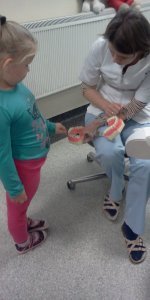 Motylki i Kotki w gabinecie stomatologicznym