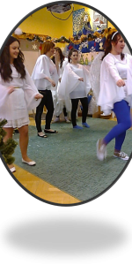 ŚWIĄTECZNA CHOINKA BAŁWANKA