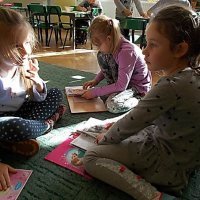 TAK BAWIĄ SIĘ SMERFY W CZASIE WOLNYM
