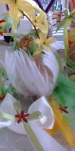 WIELKANOCNY KIERMASZ U SMERFÓW