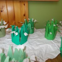 Naplotkowała sosna, że już zbliża się wiosna...