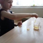  „Smerfne” eksperymenty z wodą i nie tylko.