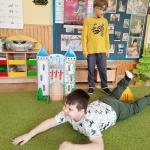 Światowy Dzień Kota u „Smerfów”. Były rysunki, wycinanki oraz teatrzyk „Kot w butach”.