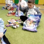 Trzeszczy mróz, gwiżdże wiatr...